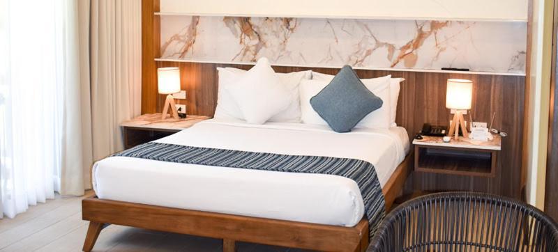 Club Punta Fuego Hotel Nasugbu Ngoại thất bức ảnh