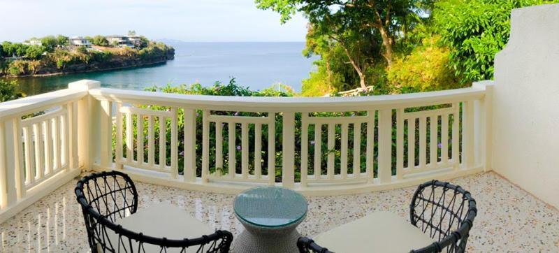 Club Punta Fuego Hotel Nasugbu Ngoại thất bức ảnh