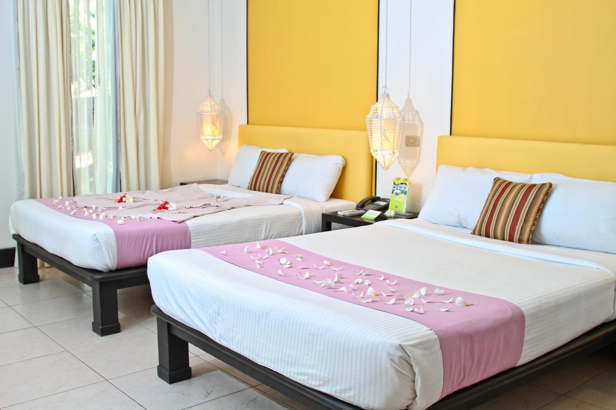 Club Punta Fuego Hotel Nasugbu Ngoại thất bức ảnh