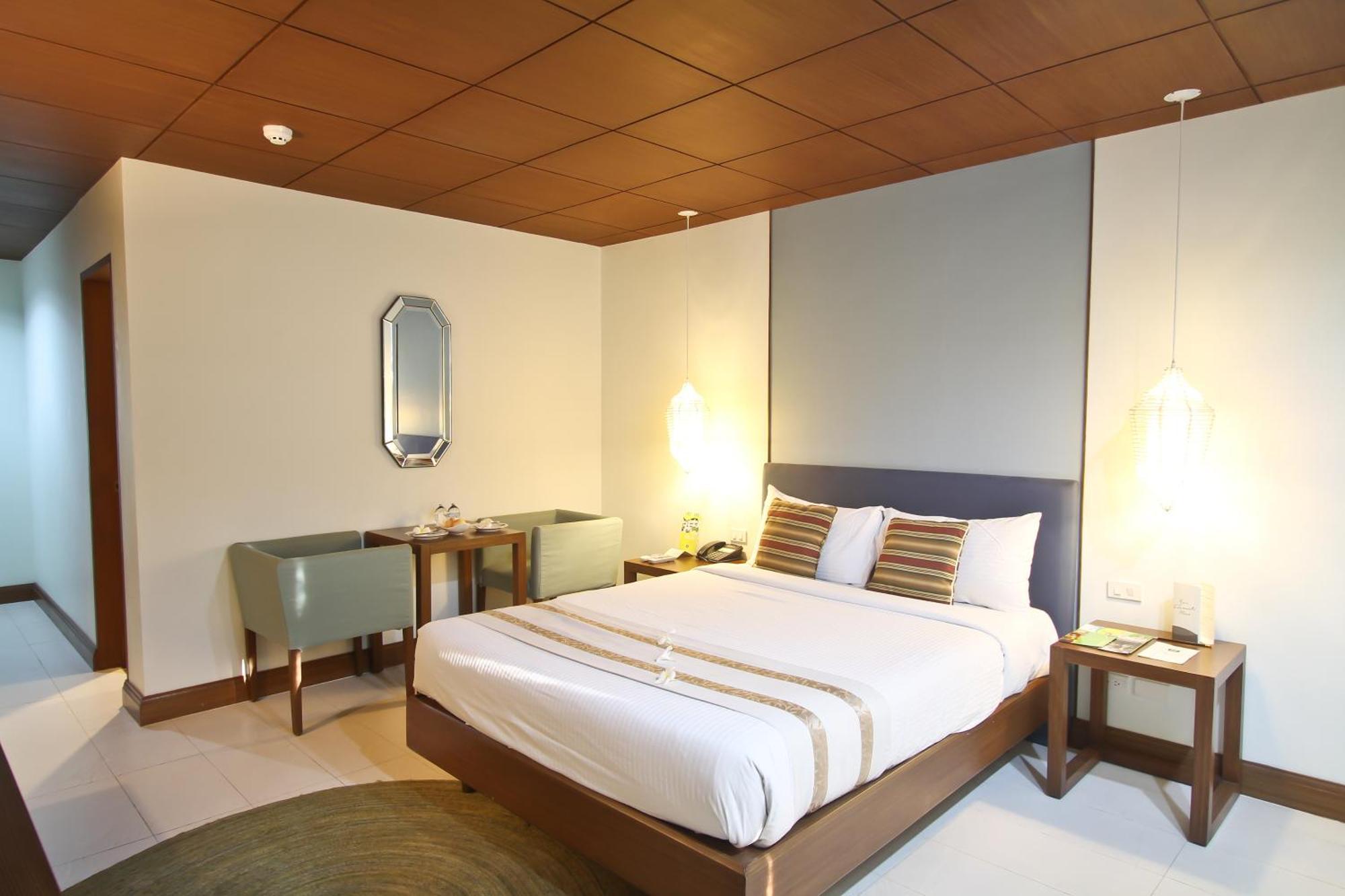 Club Punta Fuego Hotel Nasugbu Ngoại thất bức ảnh
