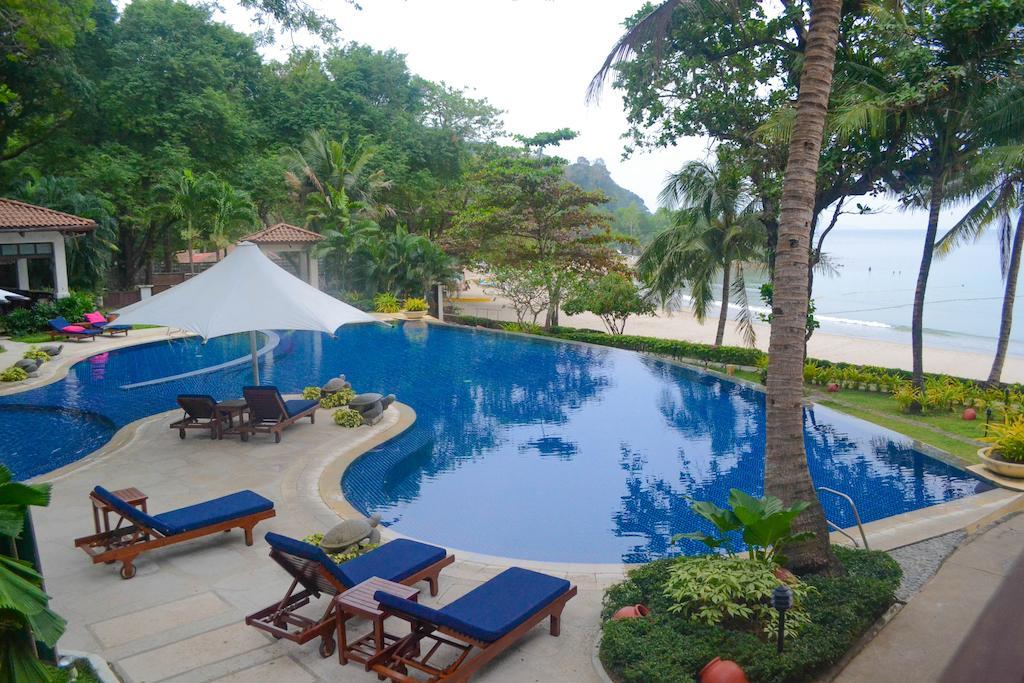 Club Punta Fuego Hotel Nasugbu Ngoại thất bức ảnh